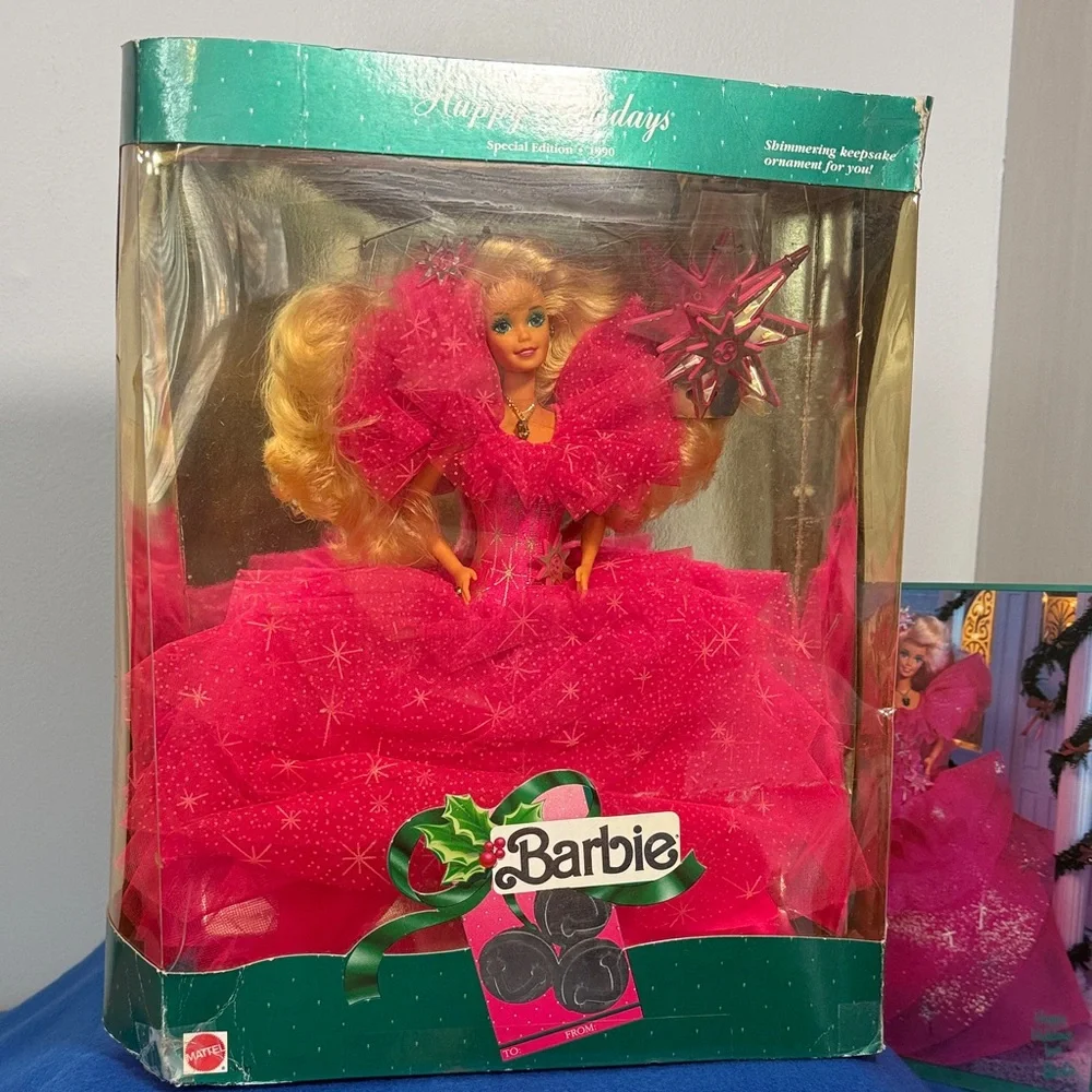 Vintage 1990 Special Edition Barbie Festive Pink Gown Doll and keepsake ornament - Picture 2 of 10